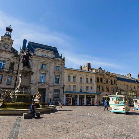 Apartment A Stone S Throw From The Town Center Charleville-Mézières Exterior foto