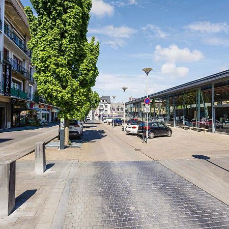 Apartment A Stone S Throw From The Town Center Charleville-Mézières Exterior foto