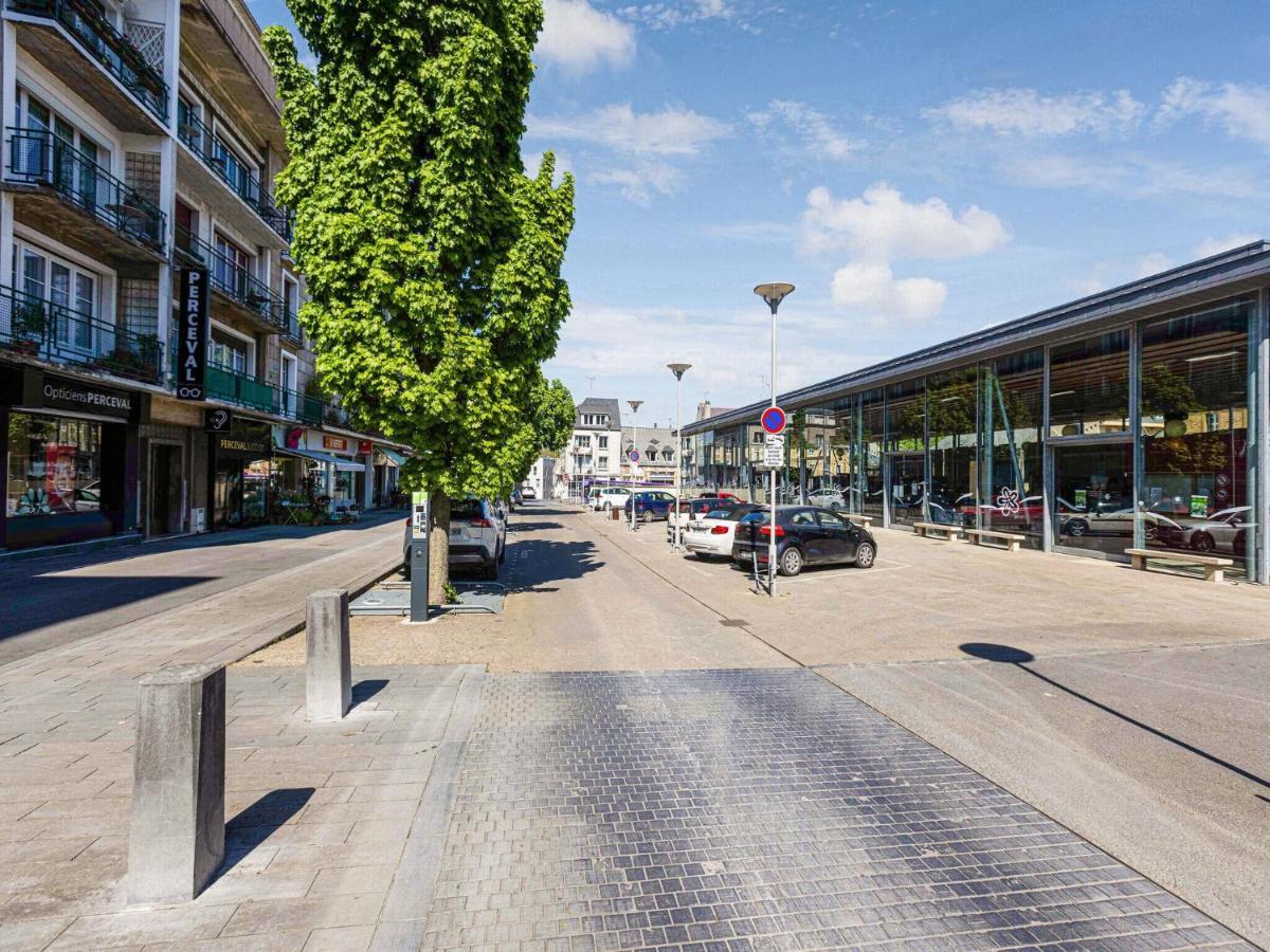 Apartment A Stone S Throw From The Town Center Charleville-Mézières Exterior foto